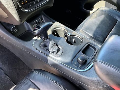 Used 2020 Dodge Durango R/T w/ Blacktop Package AWD/4WD image 17