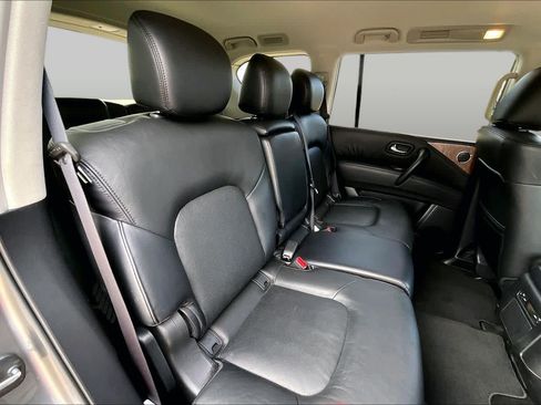 Used 2024 Nissan Armada SL AWD/4WD image 14
