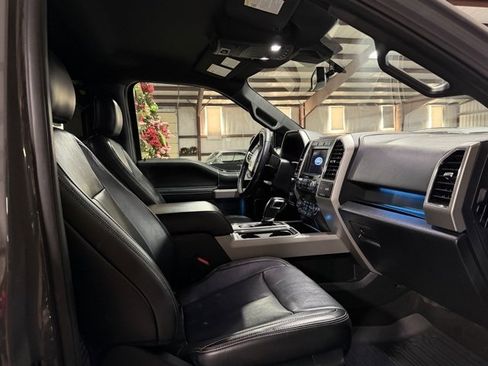 Used 2020 Ford F150 Lariat image 13