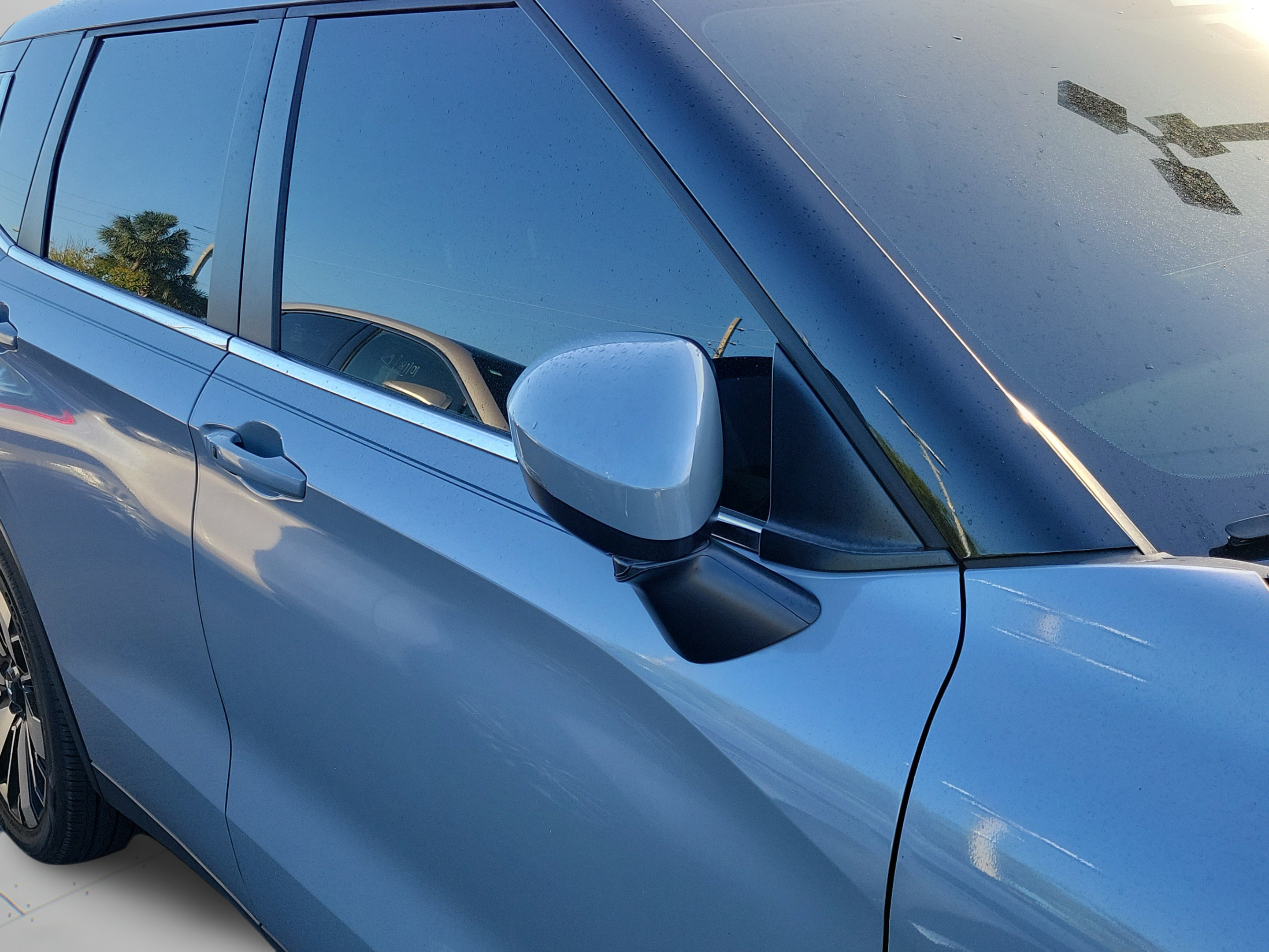 Used 2025 Mitsubishi Outlander SE FWD image 16