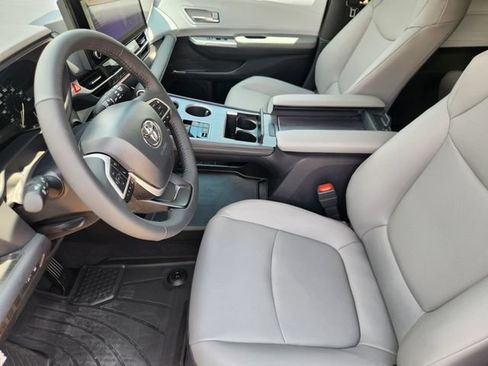 Certified 2026 Toyota Sienna XLE FWD image 13