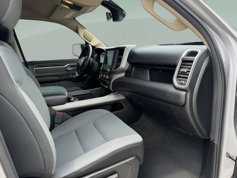 Used 2020 RAM 1500 Big Horn AWD/4WD image 28