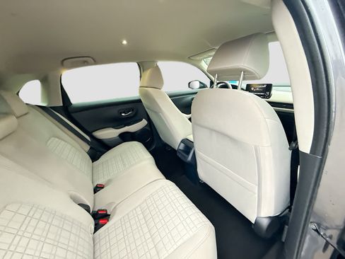 Certified 2023 Honda HR-V LX image 28