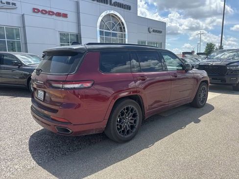Used 2025 Jeep Grand Cherokee L Summit w/ Obsidian Package AWD/4WD image 4