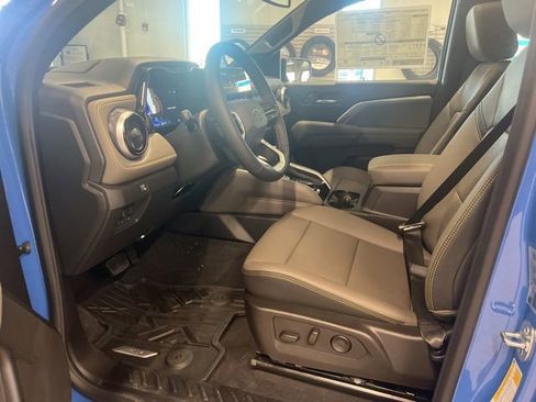 New 2026 Chevrolet Colorado ZR2 w/ Technology Package AWD/4WD image 24
