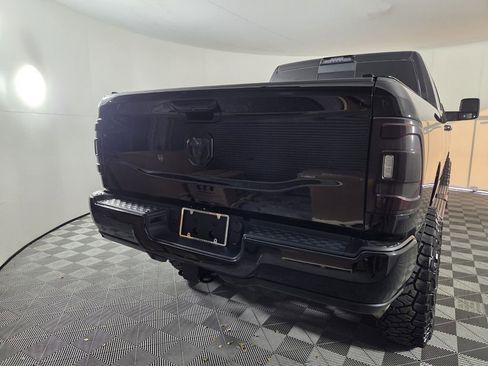 Used 2023 RAM 2500 Laramie AWD/4WD image 7