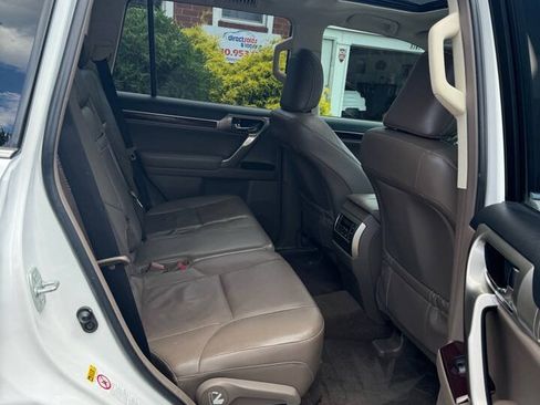 Used 2014 Lexus GX 460 w/ Premium Package AWD/4WD image 11