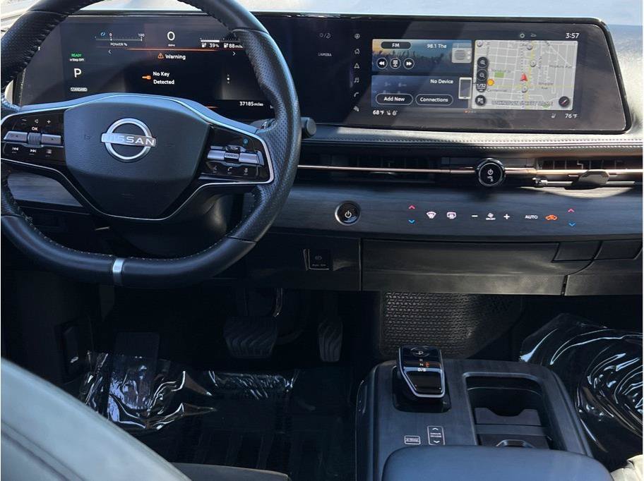 Used 2023 Nissan Ariya FWD image 11