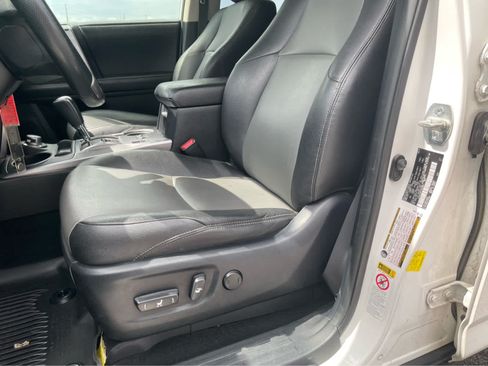 Used 2015 Toyota 4Runner SR5 Premium AWD/4WD image 13