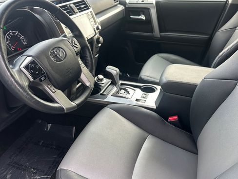 Used 2024 Toyota 4Runner SR5 Premium w/ Moonroof Package image 11