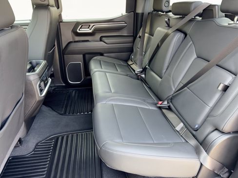 Certified 2025 Chevrolet Silverado 1500 LTZ RWD image 25