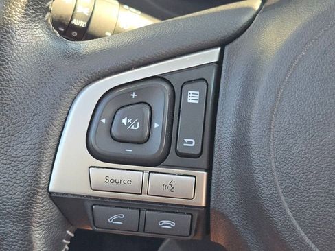Used 2018 Subaru Forester 2.5i Touring AWD/4WD image 29
