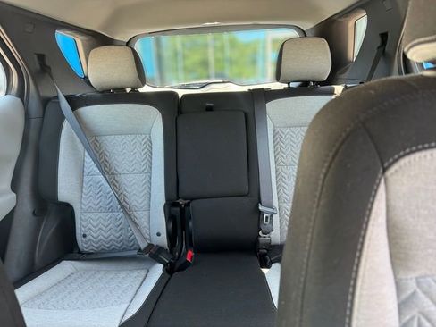 Used 2023 Chevrolet Equinox LS w/ Midnight Edition FWD image 14