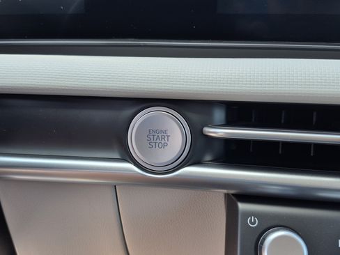 New 2026 Hyundai Tucson SE FWD image 33