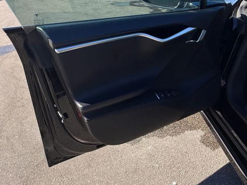 Used 2017 Tesla Model S 75 image 13