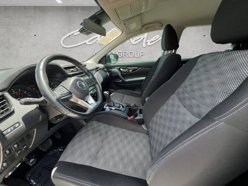 Used 2021 Nissan Rogue Sport SV FWD image 19