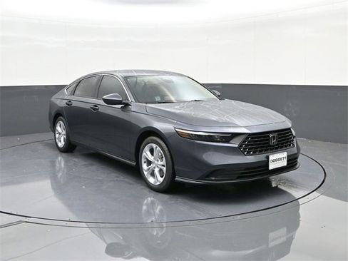 New 2025 Honda Accord LX image 18