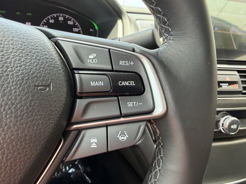 Used 2019 Honda Accord Touring image 33
