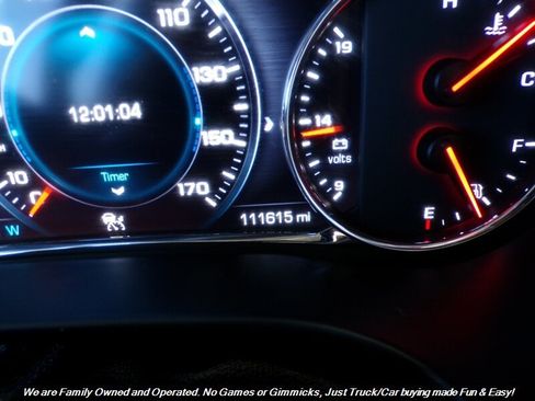 Used 2018 GMC Acadia Denali w/ Technology Package FWD image 11