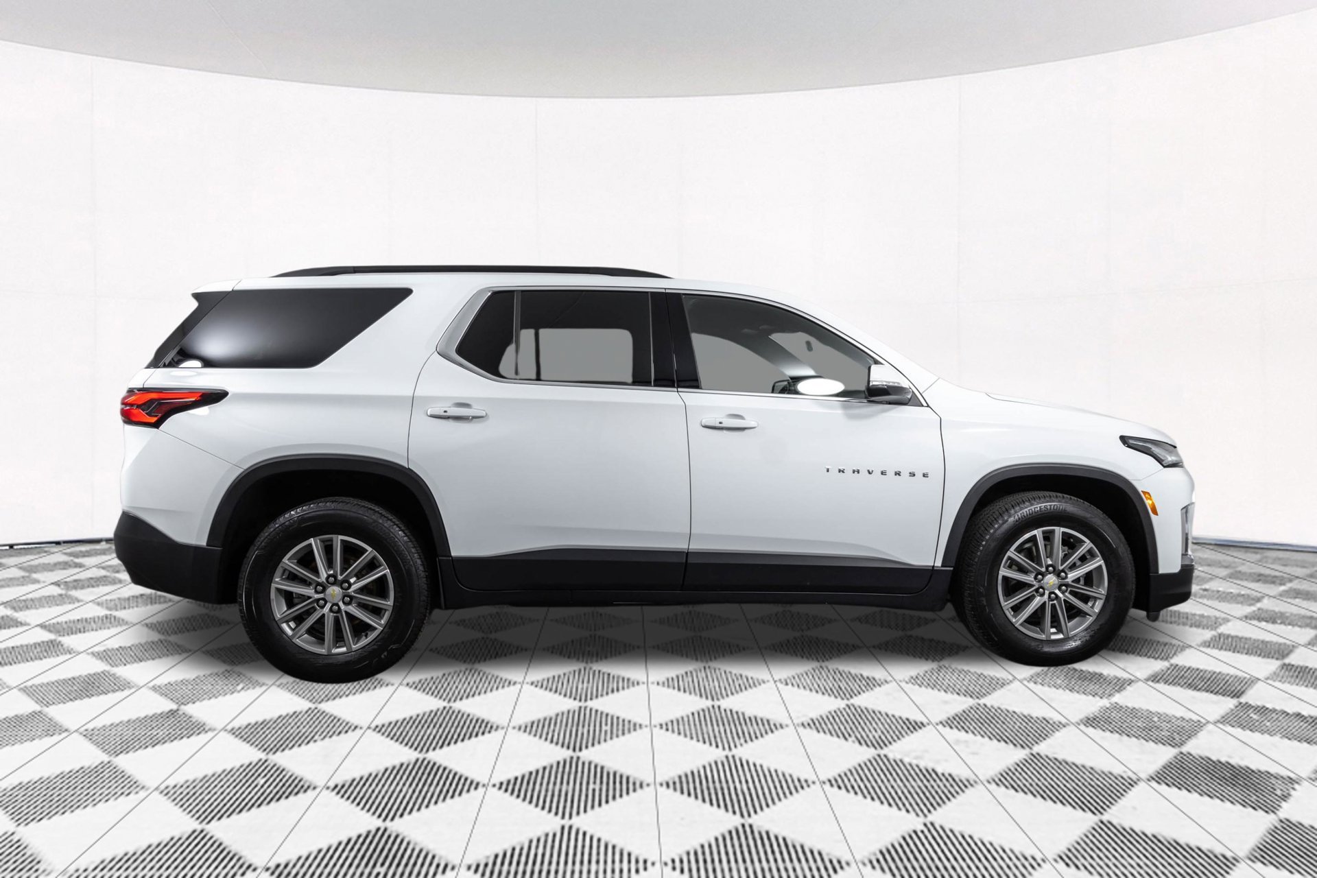 Certified 2023 Chevrolet Traverse LT AWD/4WD image 20