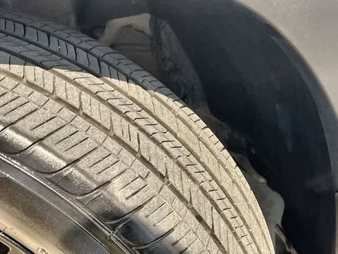 Used 2023 Toyota Highlander XSE image 23