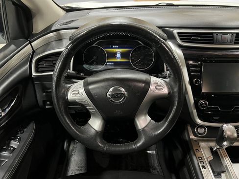 Used 2018 Nissan Murano SV image 24