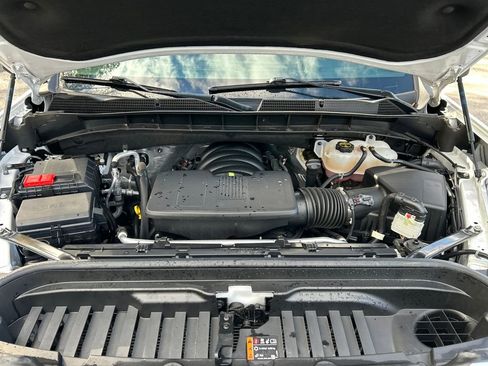 Used 2025 GMC Sierra 1500 SLT image 11