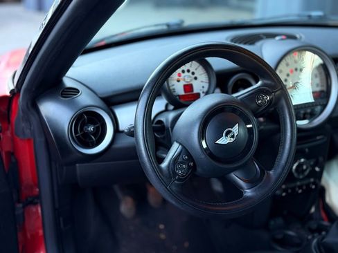 Used 2014 MINI Cooper Coupe image 9