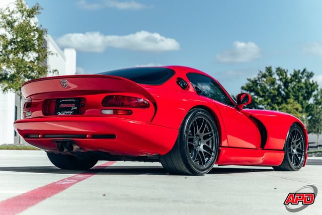 Used 1997 Dodge Viper GTS RWD image 37