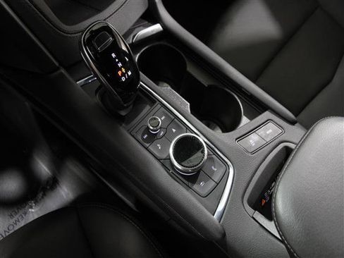 Certified 2022 Cadillac XT5 Sportv image 17