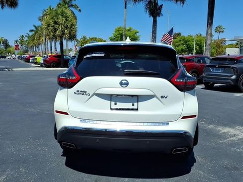 Used 2020 Nissan Murano SV FWD image 13
