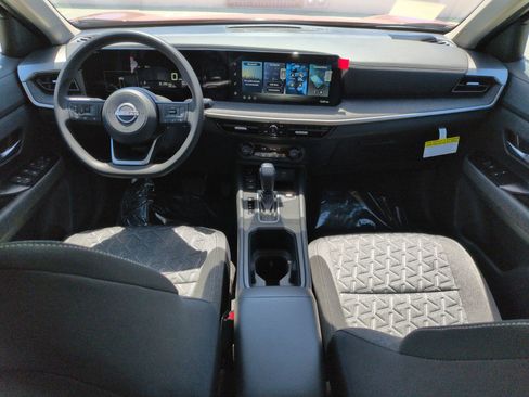 New 2026 Nissan Kicks SV FWD image 10