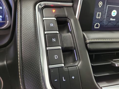 Used 2023 GMC Yukon XL SLT RWD image 33