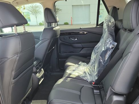 New 2026 Honda Pilot EX-L image 14