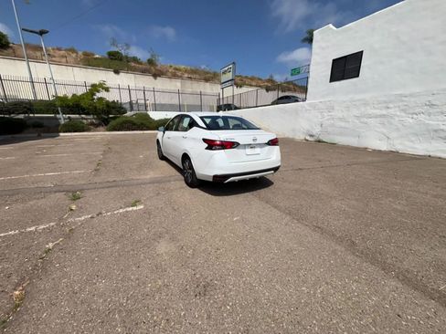 Used 2025 Nissan Versa SV FWD image 16