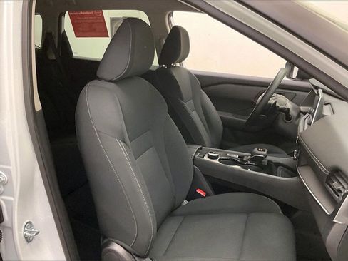 Certified 2025 Nissan Rogue S image 6