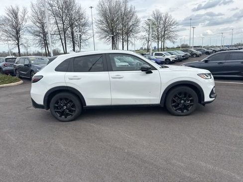 Used 2024 Honda HR-V Sport image 12