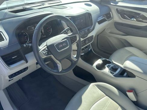 Used 2022 GMC Terrain Denali w/ Denali Premium Package image 11