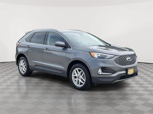 Certified 2024 Ford Edge SEL w/ Convenience Package AWD/4WD image 5