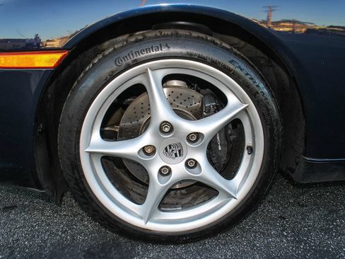 Used 2003 Porsche 911 Carrera RWD image 29