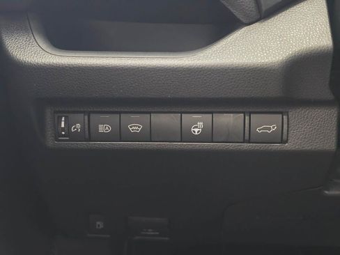 Used 2025 Toyota RAV4 XLE w/ Convenience Package AWD/4WD image 25