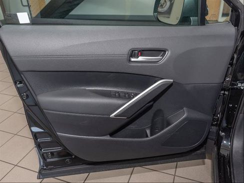 New 2026 Toyota Corolla Cross XLE w/ Convenience Package AWD/4WD image 9