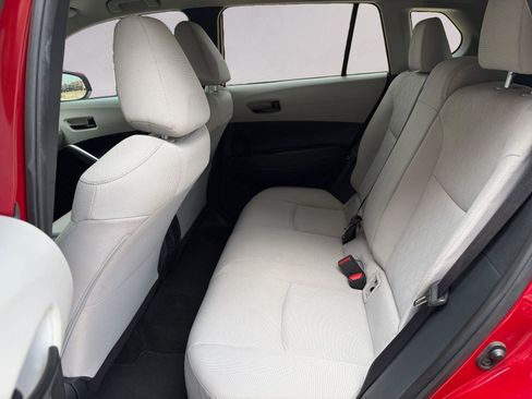 Used 2023 Toyota Corolla Cross LE FWD image 13