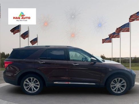 Used 2020 Ford Explorer Limited AWD/4WD image 4