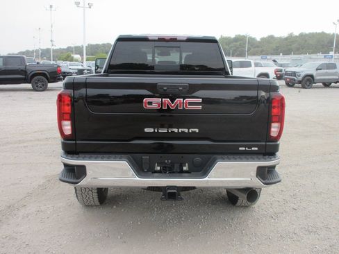 New 2026 GMC Sierra 2500 SLE w/ SLE Value Package; image 6