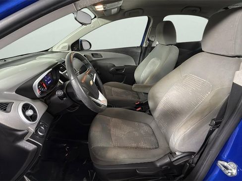 Used 2017 Chevrolet Sonic LS image 17