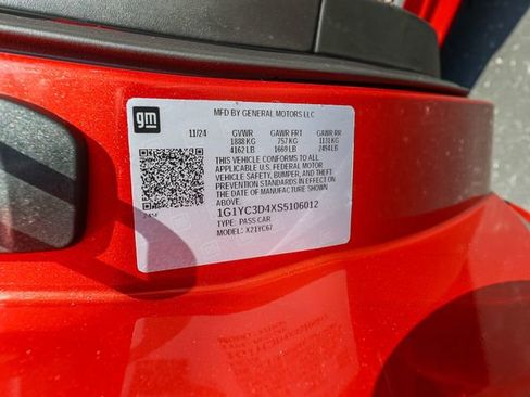 Used 2025 Chevrolet Corvette Stingray Premium Conv w/ Z51 Performance Package RWD image 28