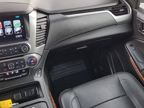 Used 2017 Chevrolet Tahoe Premier AWD/4WD image 6