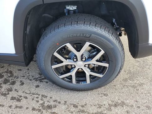 New 2025 Jeep Grand Cherokee Limited image 5