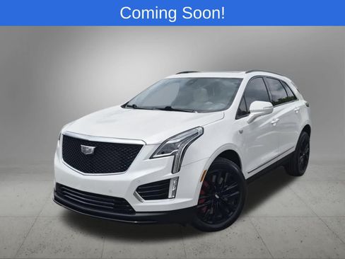Used 2023 Cadillac XT5 Sportv w/ LPO, Floor Liner Package AWD/4WD image 1